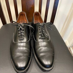 2. Carlyle Plain-toe Oxford Dress Shoe Black